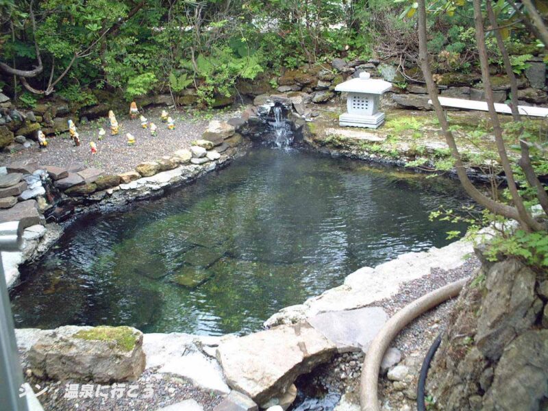 池の湯温泉　まつや旅館　露天風呂