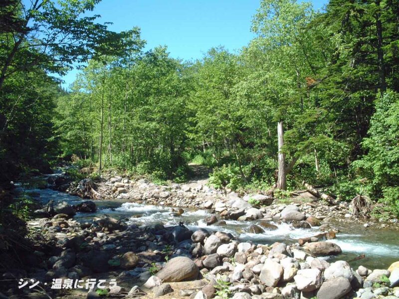 岩間温泉　林道の終点