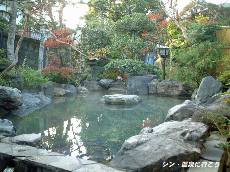 岩井温泉　花屋旅館　露天風呂