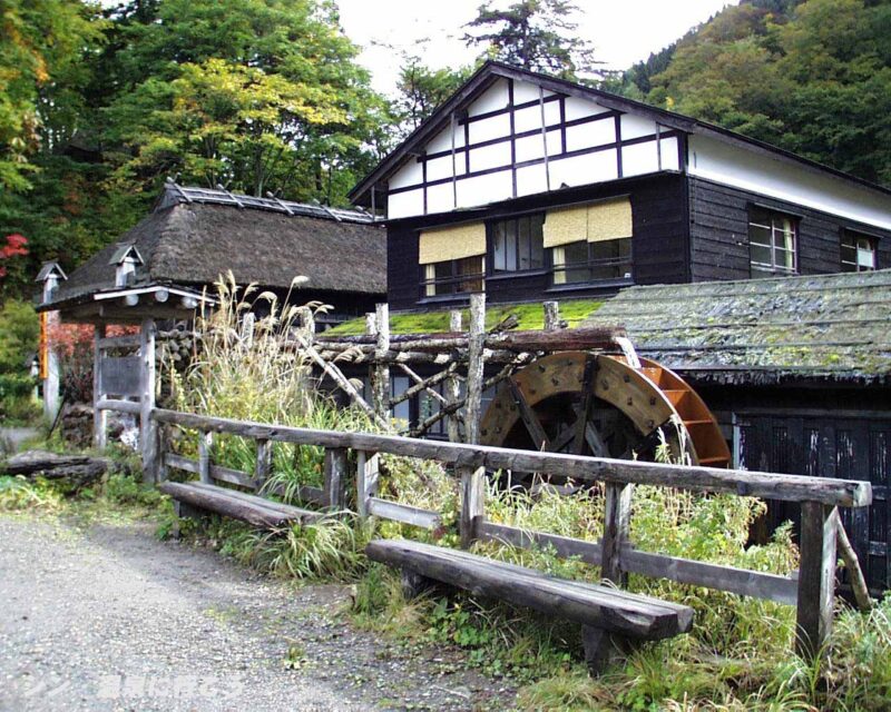 鶴の湯温泉　外観