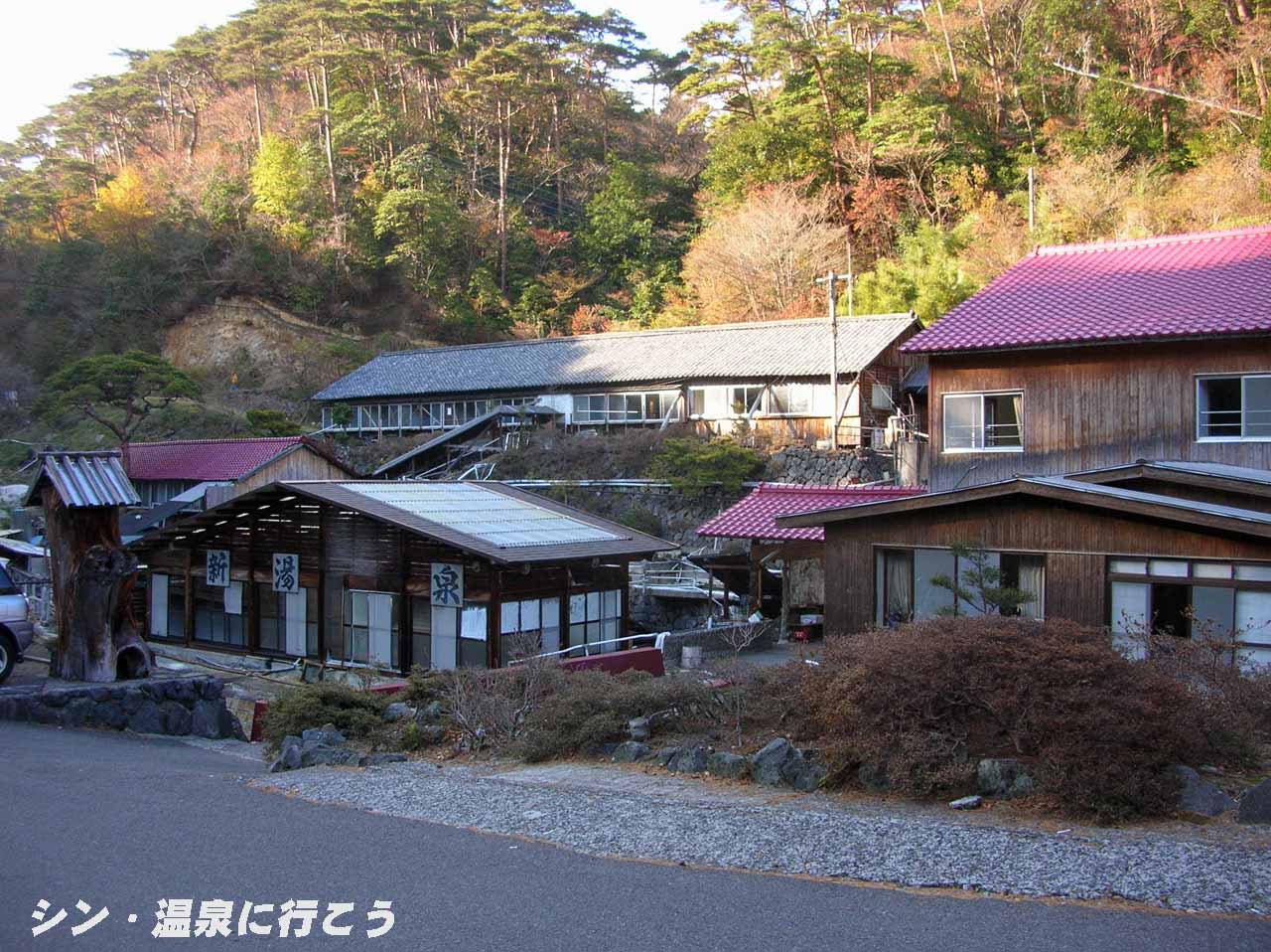 新湯温泉　霧島新燃荘　外観