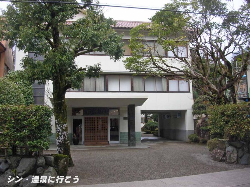 奥津温泉　河鹿園　外観