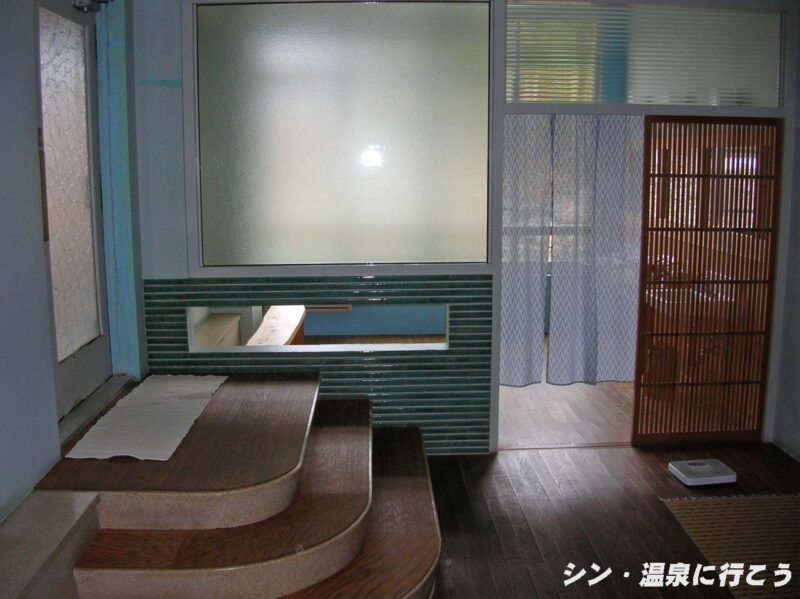 奥津温泉　河鹿園　脱衣場