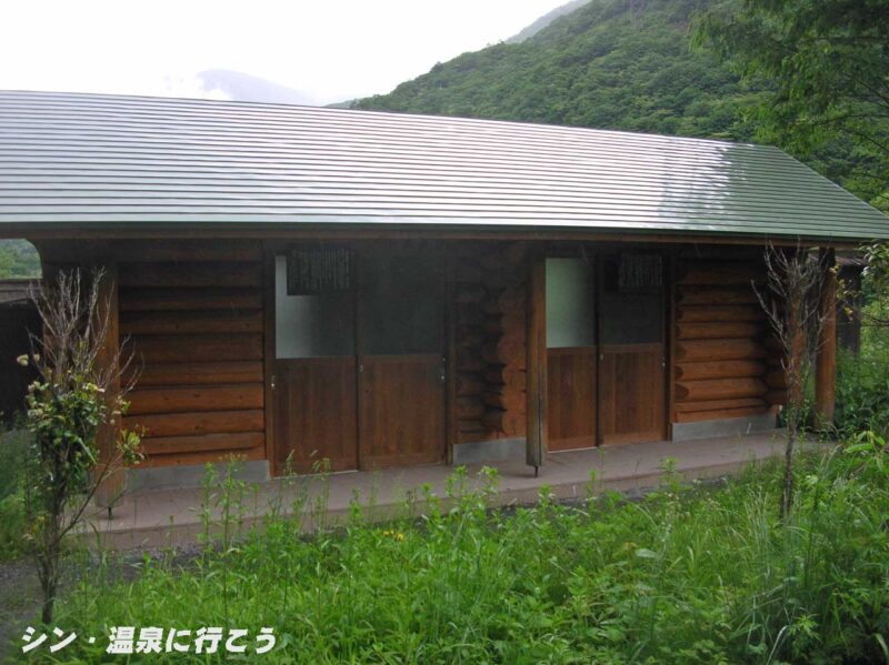 新穂高温泉　蒲田の湯　脱衣場