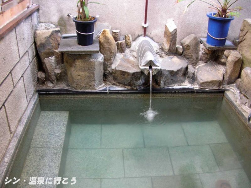 下諏訪温泉　遊泉ハウス児湯　露天風呂