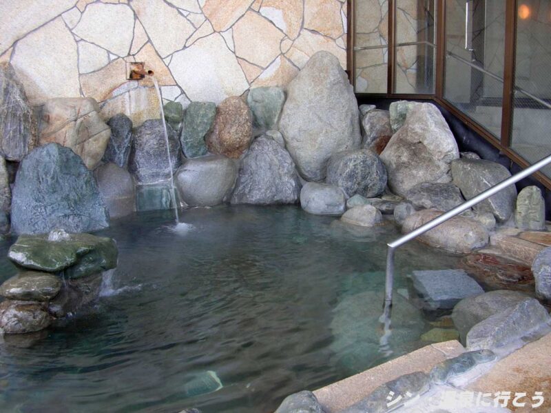 信州たかもり温泉　御大の館　露天風呂