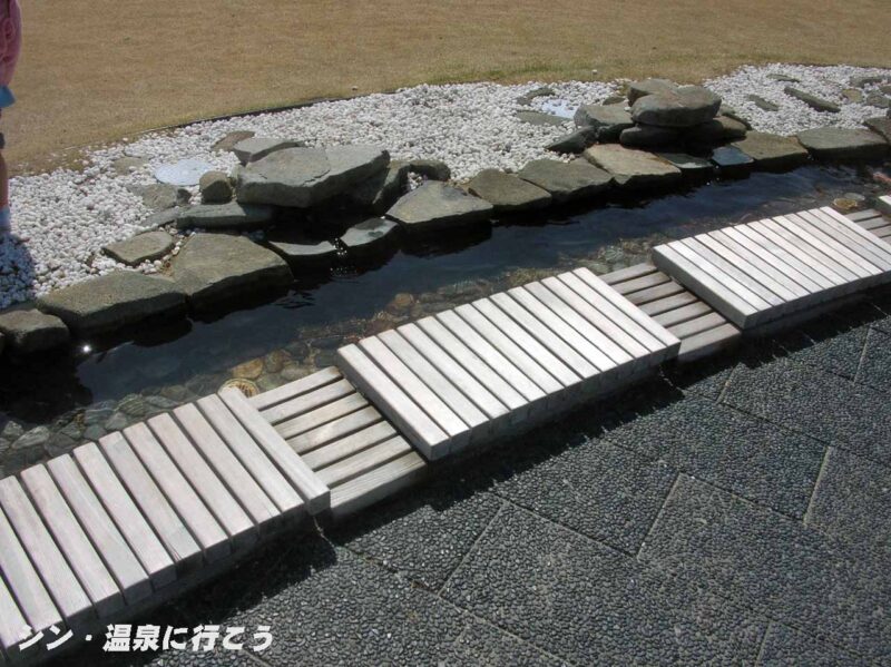 ラグーナの湯 足湯