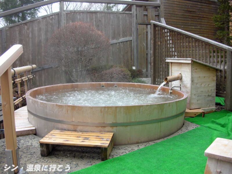 滝見温泉 富貴の森温泉 床浪荘 露天ジャグジー