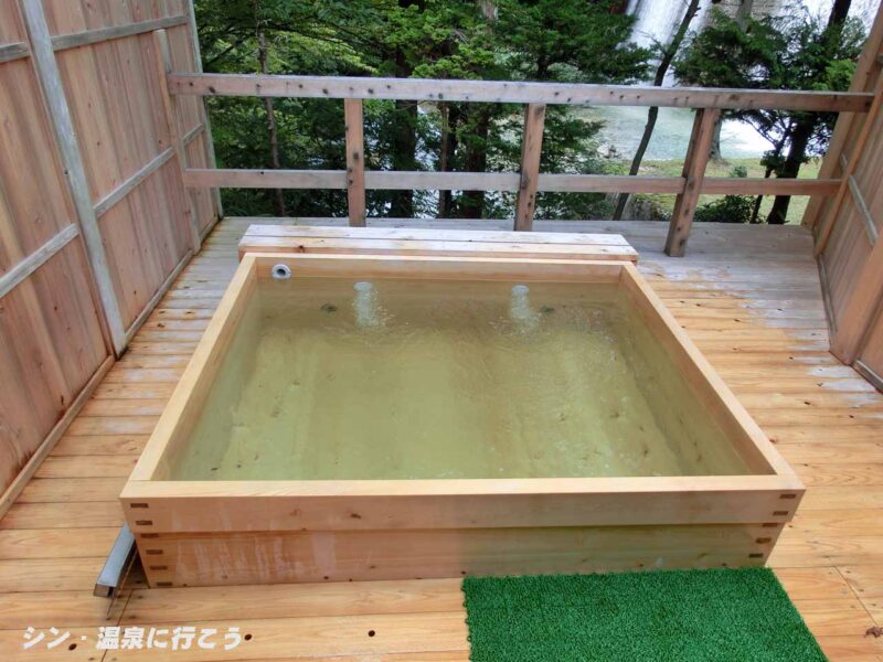 滝見温泉　滝見の家　露天風呂