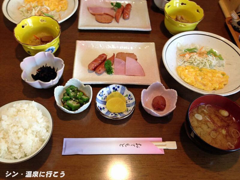 十和田湖畔温泉　民宿和み　朝食