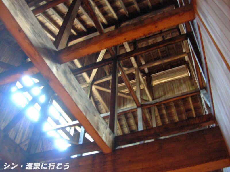 蔦温泉　蔦温泉旅館　浴室天井