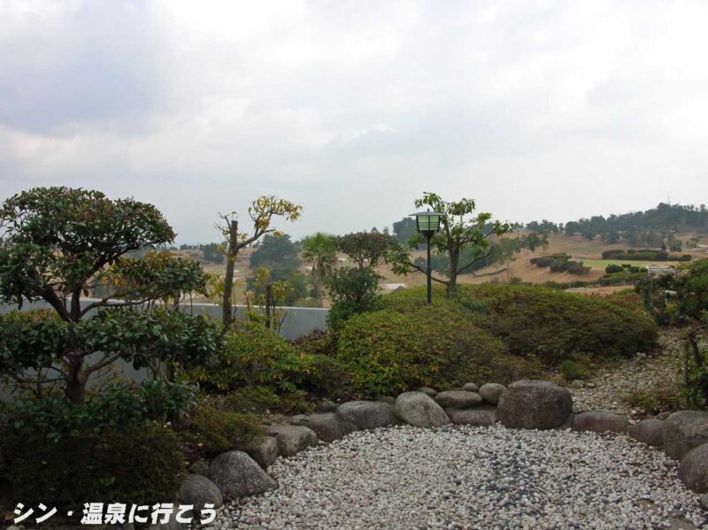 レイクフォレストリゾート温泉　露天風呂からの景観