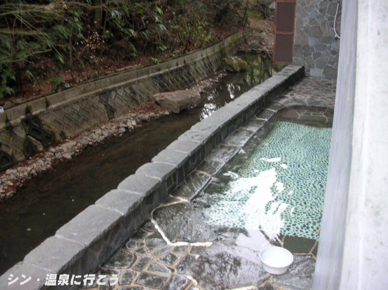 湯浅町温泉　二の丸温泉　地下露天風呂