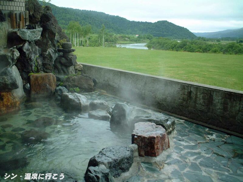 天塩川温泉　音威子府住民保養センター　露天風呂