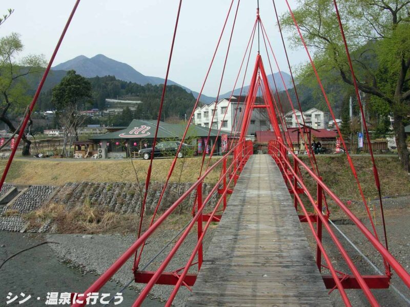 千頭温泉　旬　吊り橋