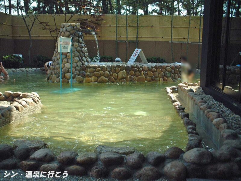 万博温泉　万博おゆば　露天風呂