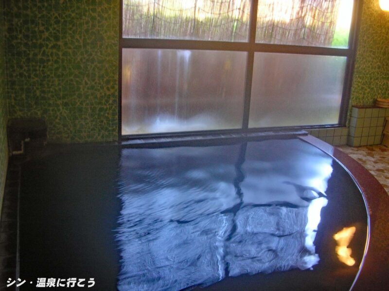 湯の川温泉　湯元湯の川　浴槽