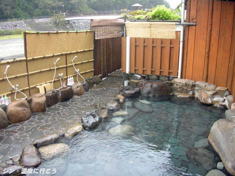 三朝温泉　旅館大橋　露天風呂