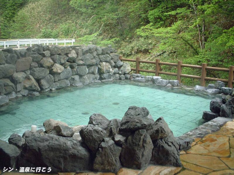 トムラウシ温泉 東大雪荘 露天風呂
