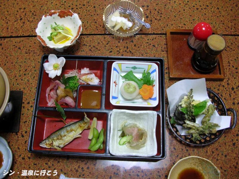 毒沢鉱泉 宮乃湯旅館 夕食