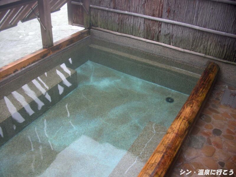 湯村温泉　元湯公衆浴場　露天風呂