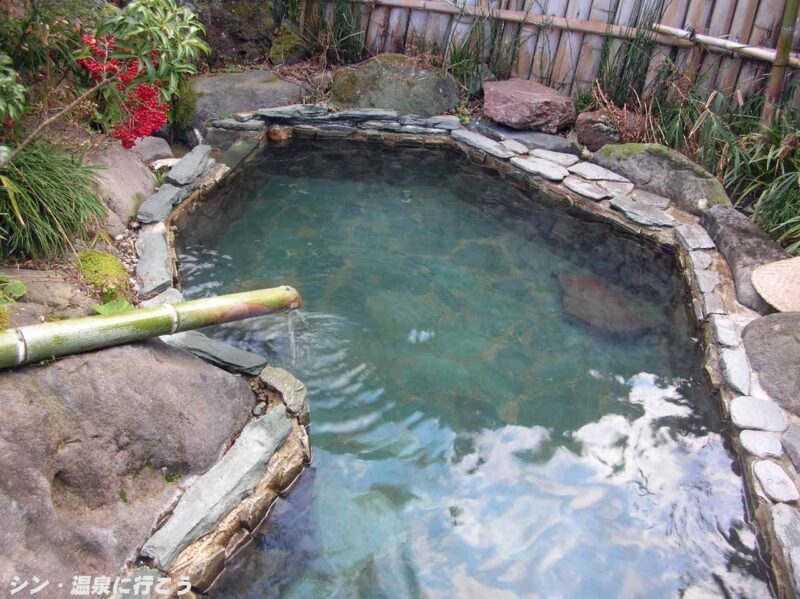 冷川温泉　御前の湯　露天風呂